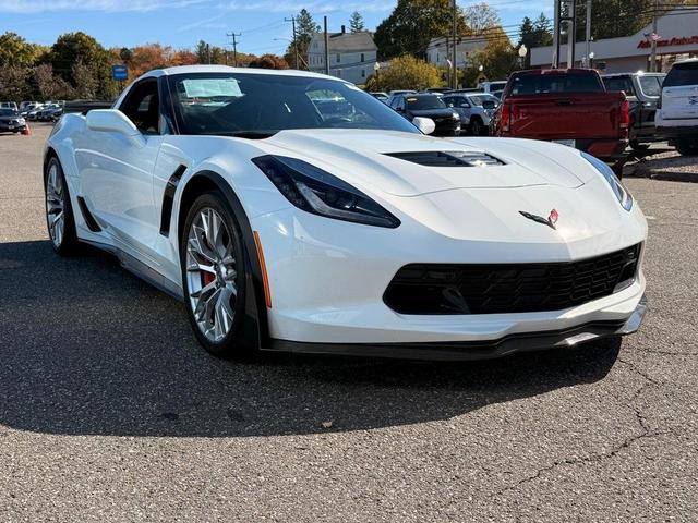 Photo of 2016 Arctic White Chevrolet Corvette