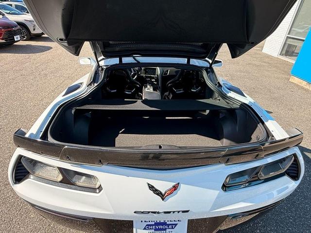 Photo of 2016 Arctic White Chevrolet Corvette