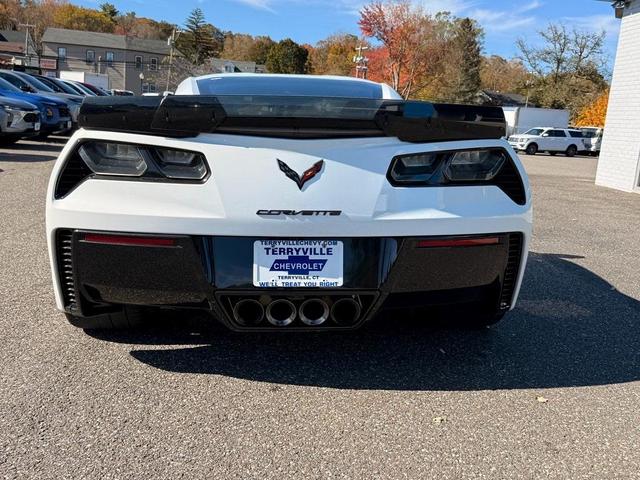 Photo of 2016 Arctic White Chevrolet Corvette