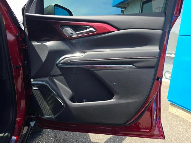 Photo of 2024 Radiant Red Chevrolet Traverse