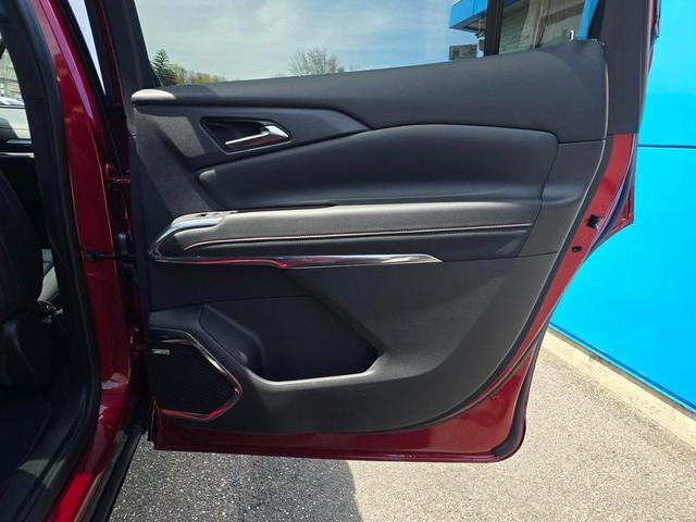 Photo of 2024 Radiant Red Chevrolet Traverse