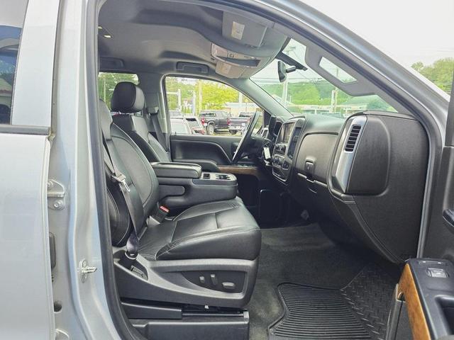 Photo of 2014 Silver Ice Metallic Chevrolet Silverado 1500