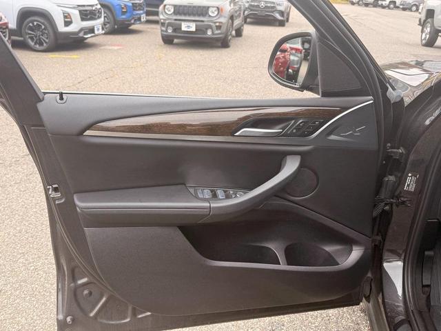 Photo of 2023 Dark Graphite Metallic BMW X3