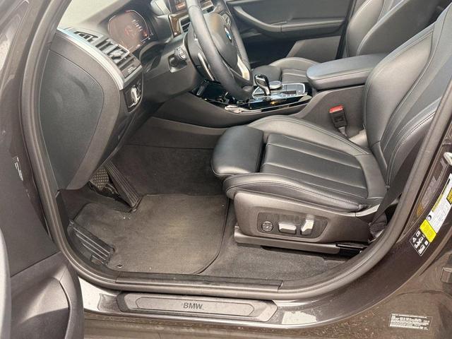 Photo of 2023 Dark Graphite Metallic BMW X3