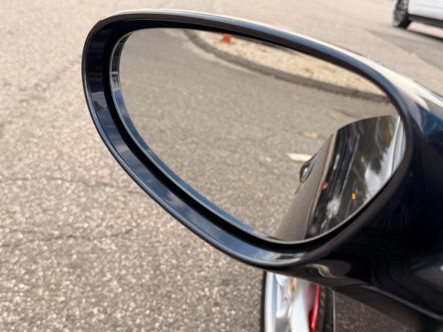 Photo of 2004 Atlas Gray Metallic Porsche Boxster