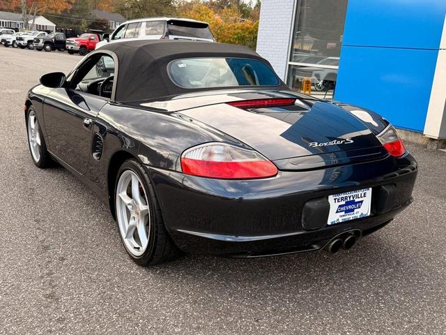 Photo of 2004 Atlas Gray Metallic Porsche Boxster