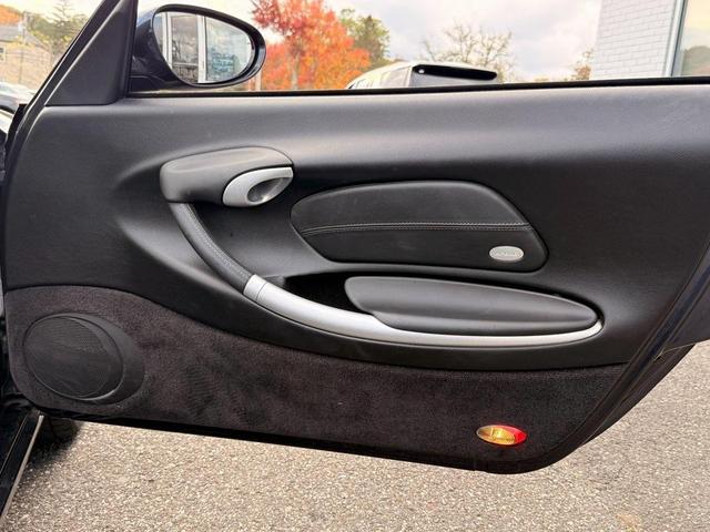 Photo of 2004 Atlas Gray Metallic Porsche Boxster