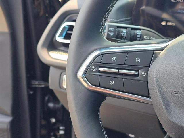 Photo of 2026 Mosaic Black Metallic Chevrolet Traverse