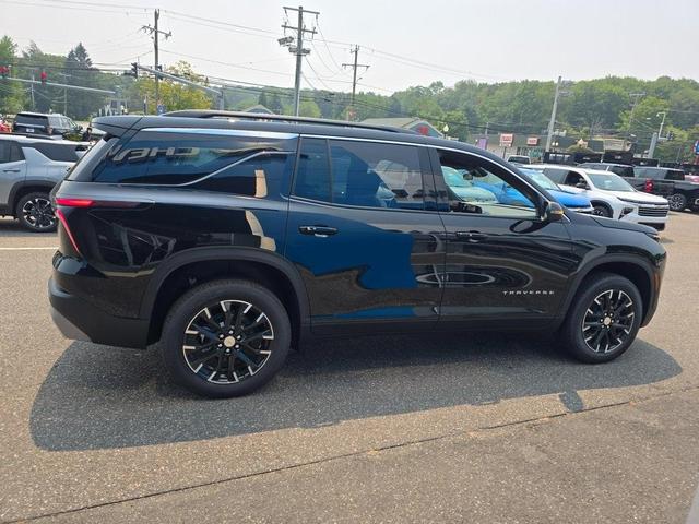 Photo of 2026 Mosaic Black Metallic Chevrolet Traverse