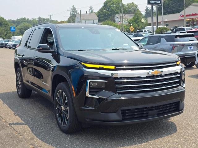 Photo of 2026 Mosaic Black Metallic Chevrolet Traverse