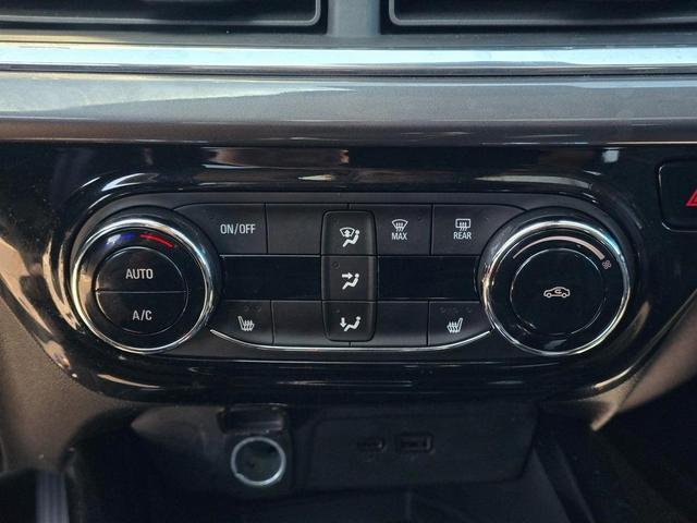 Photo of 2024 Green Chevrolet Trax