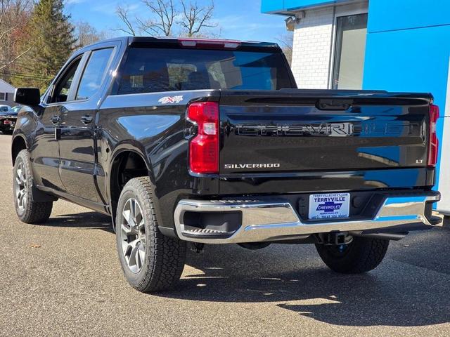 Photo of 2025 Black Chevrolet Silverado 1500