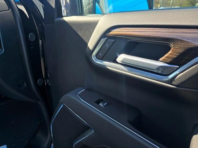 Photo of 2025 Black Chevrolet Silverado 1500