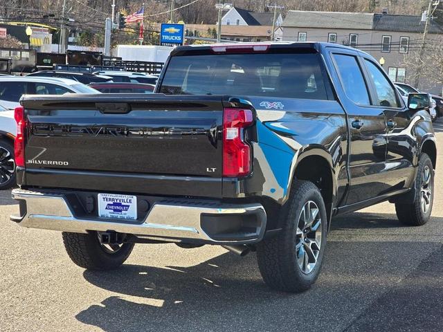 Photo of 2025 Black Chevrolet Silverado 1500