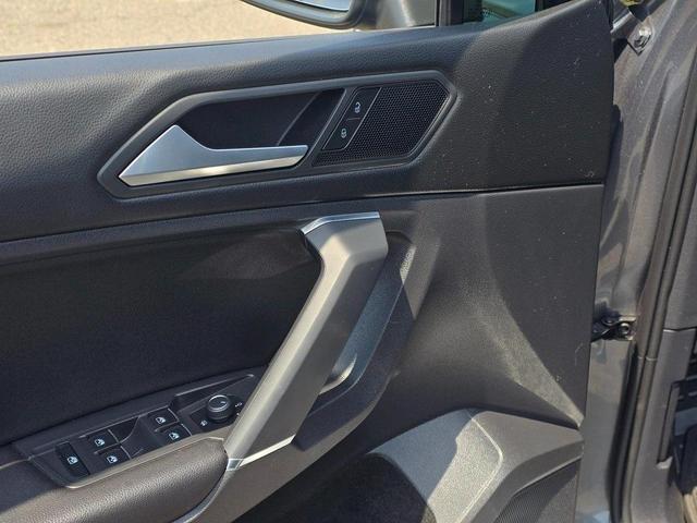 Photo of 2020 Platinum Gray Metallic Volkswagen Tiguan