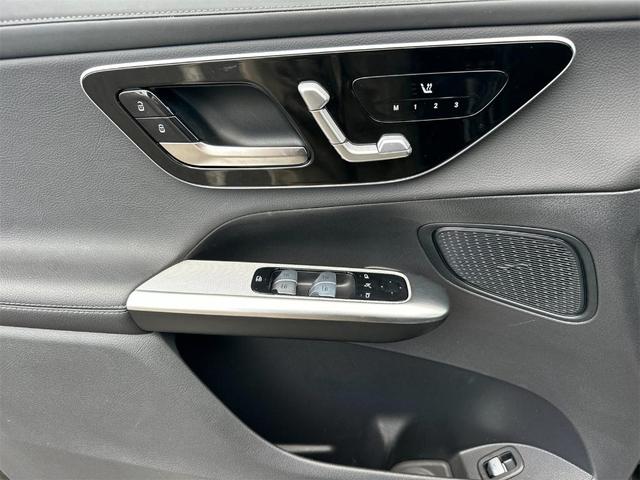 Photo of 2025 Black Mercedes-Benz GLC 300