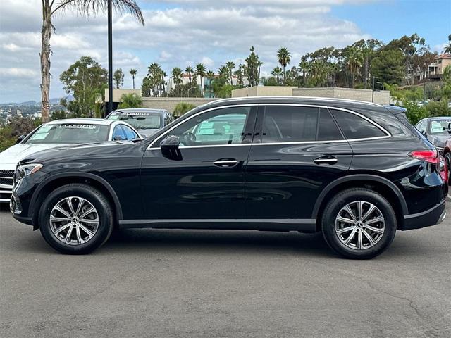 Photo of 2025 Black Mercedes-Benz GLC 300
