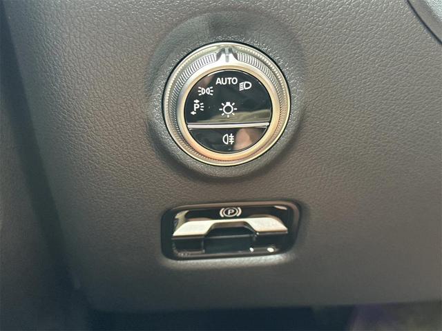 Photo of 2025 Blue Mercedes-Benz C-Class