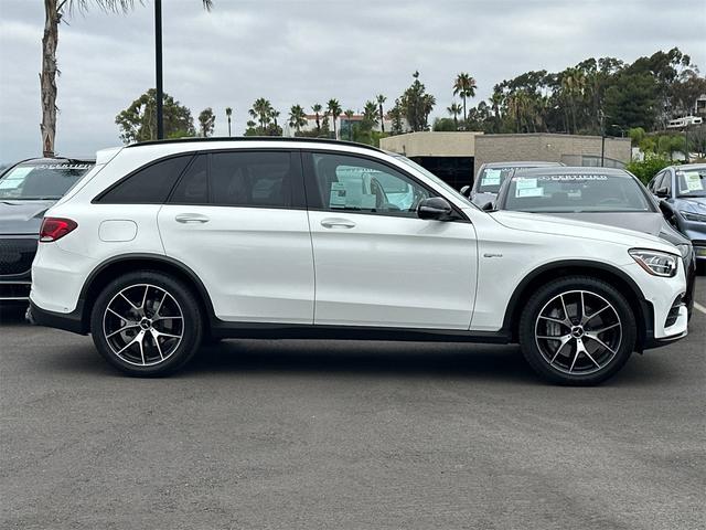 Photo of 2022 Polar White Mercedes-Benz AMG GLC 43