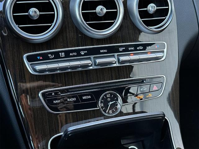 Photo of 2018 Polar White Mercedes-Benz AMG C 43