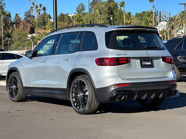 Photo of 2024 Iridium Silver Metallic Mercedes-Benz AMG GLB 35