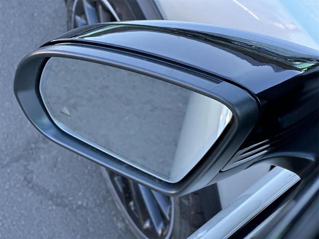 Photo of 2024 Iridium Silver Metallic Mercedes-Benz AMG GLB 35