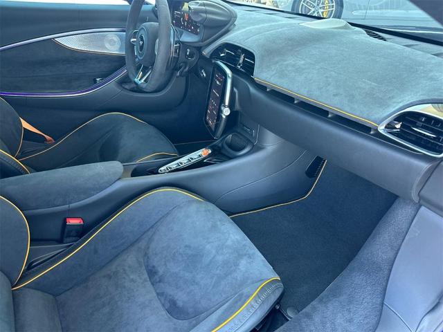 Photo of 2025 Lantana Purple McLaren Artura