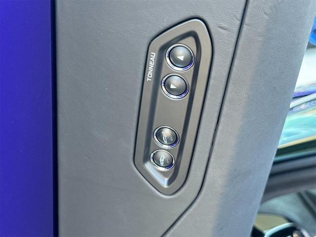 Photo of 2025 Lantana Purple McLaren Artura