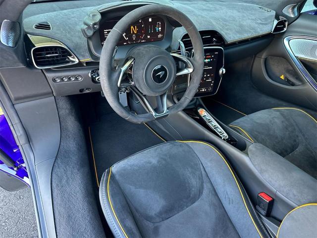 Photo of 2025 Lantana Purple McLaren Artura