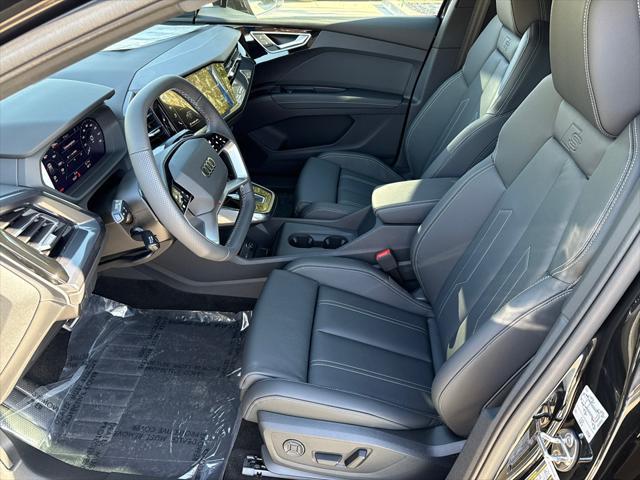 Photo of 2025 Mythos Black Metallic Audi Q4 e-tron