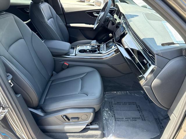 Photo of 2025 Samurai Gray Metallic Audi Q7