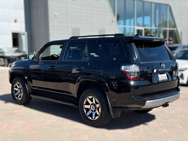 Photo of 2024 Midnight Black Metallic Toyota 4Runner