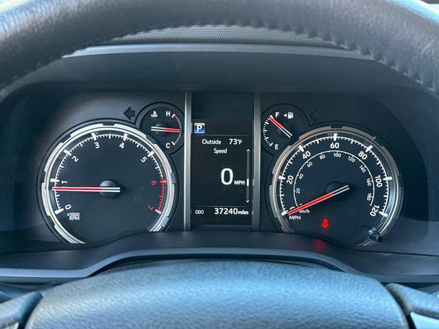 Photo of 2024 Midnight Black Metallic Toyota 4Runner