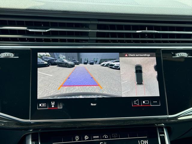 Photo of 2025 Mythos Black Metallic Audi Q7