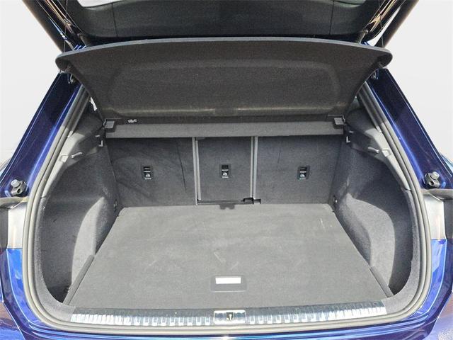 Photo of 2024 Navarra Blue Metallic Audi Q3