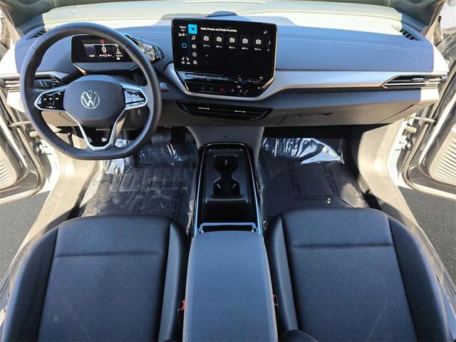 Photo of 2023 Pure Gray Volkswagen ID.4