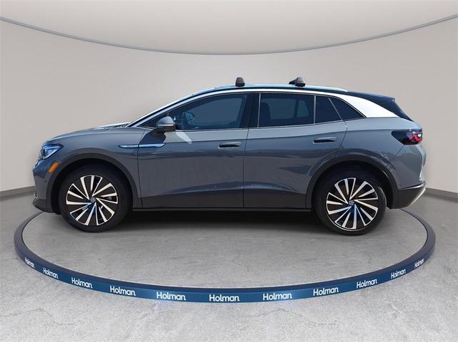 Photo of 2023 Pure Gray Volkswagen ID.4