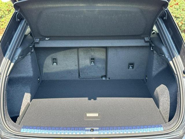Photo of 2025 Daytona Gray Pearl Effect Audi Q3