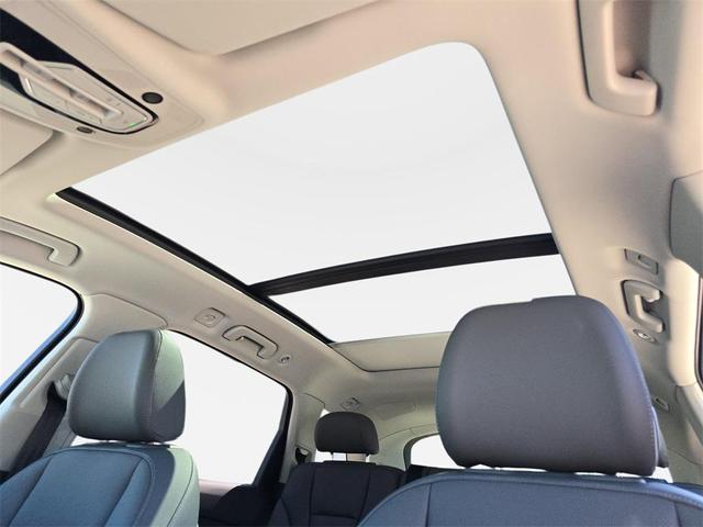 Photo of 2026 Glacier White Metallic Audi Q7