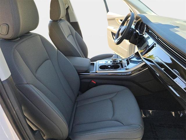 Photo of 2026 Glacier White Metallic Audi Q7