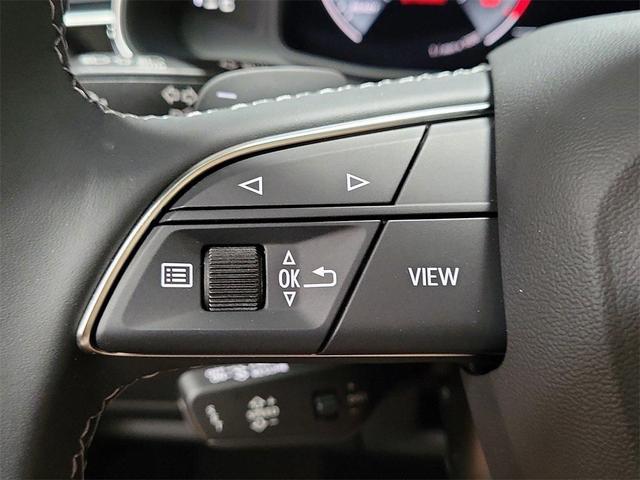 Photo of 2025 Glacier White Metallic Audi Q7