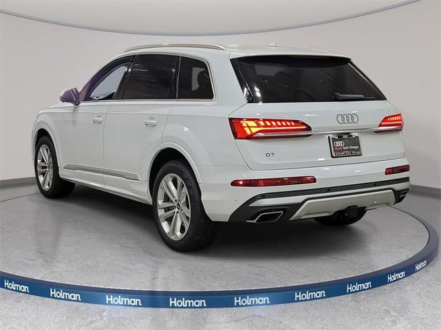 Photo of 2025 Glacier White Metallic Audi Q7