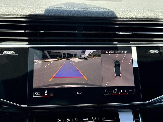 Photo of 2025 Samurai Gray Metallic Audi Q7