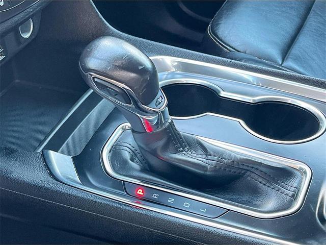 Photo of 2021 Summit White Chevrolet Traverse