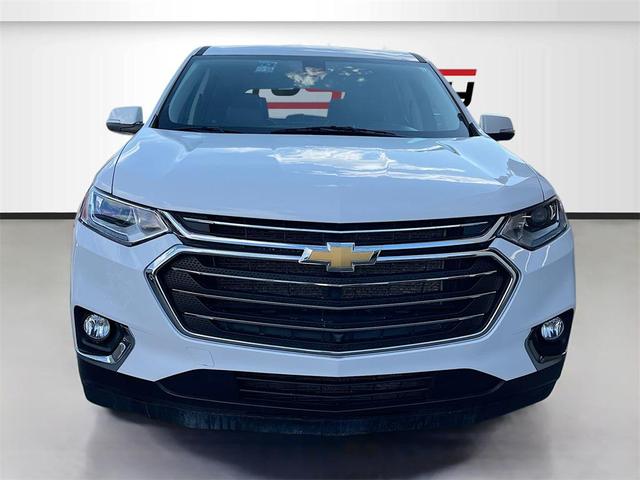 Photo of 2021 Summit White Chevrolet Traverse