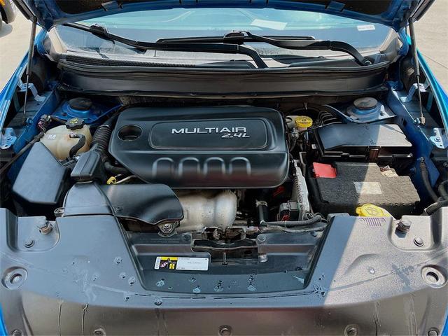 Photo of 2018 Hydro Blue Pearlcoat Jeep Cherokee