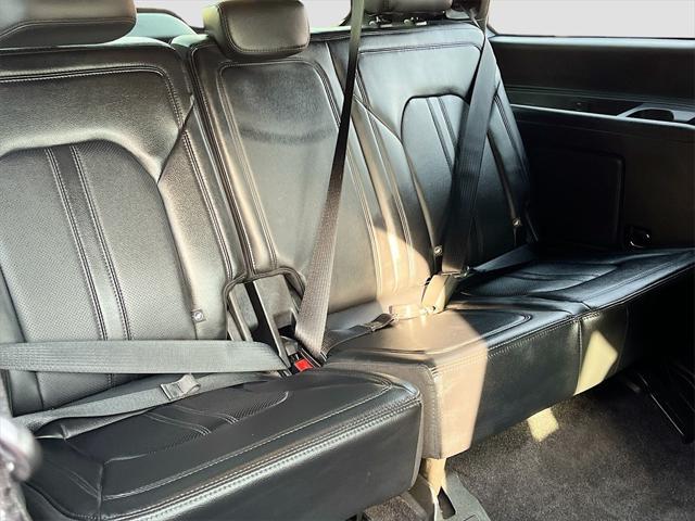 Photo of 2021 Red Ford Expedition