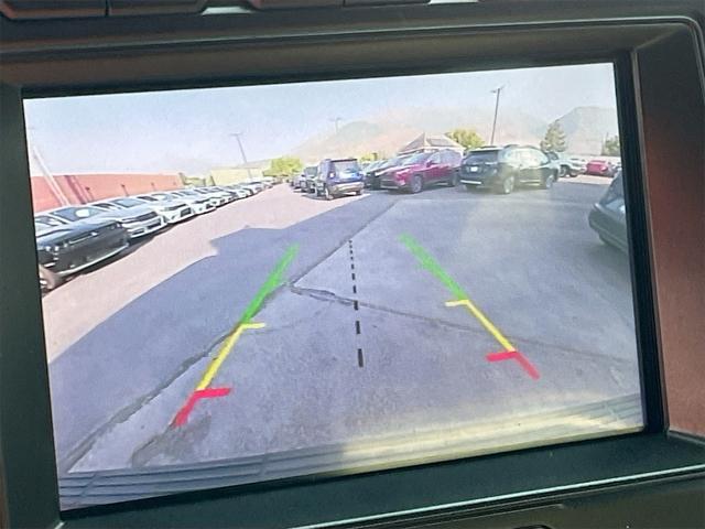 Photo of 2021 Red Ford Expedition