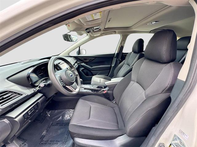 Photo of 2022 Crystal White Pearl Subaru Impreza