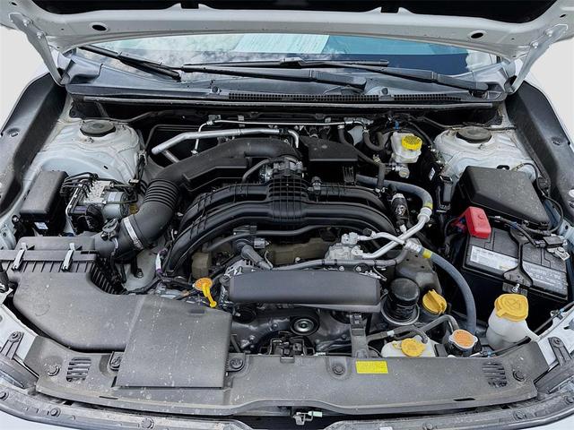 Photo of 2022 Crystal White Pearl Subaru Impreza